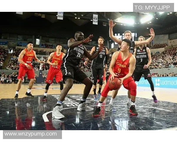 中国男篮蓝队与墨尔本联队精彩对决全场录像回放分析与亮点解读